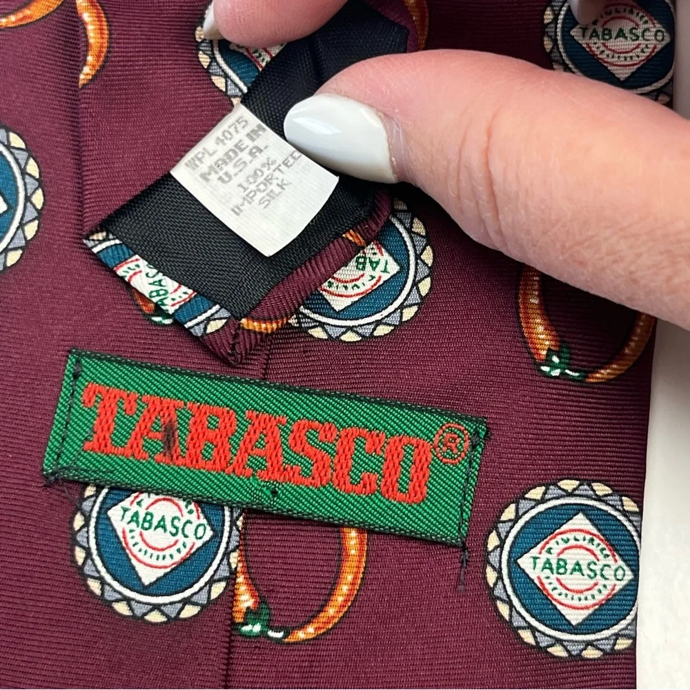Tabasco Burgundy Red Novelty Patterned Tie 100% Silk USA Peppers Vintage *FLAWED